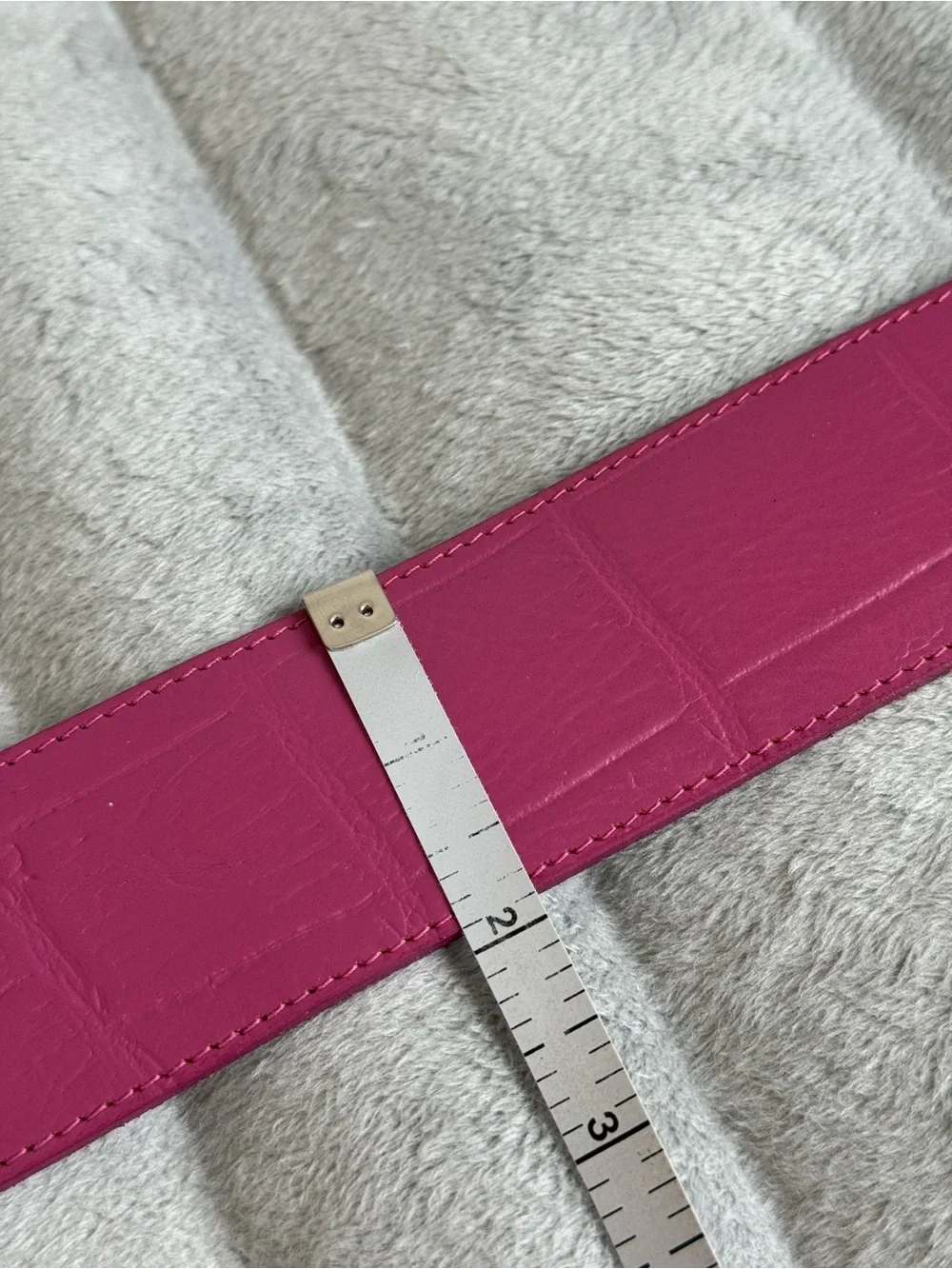 Wide Pink Leather Belt Croc Embossed Statement Waist Belt Size S/M Vintage Y2K
